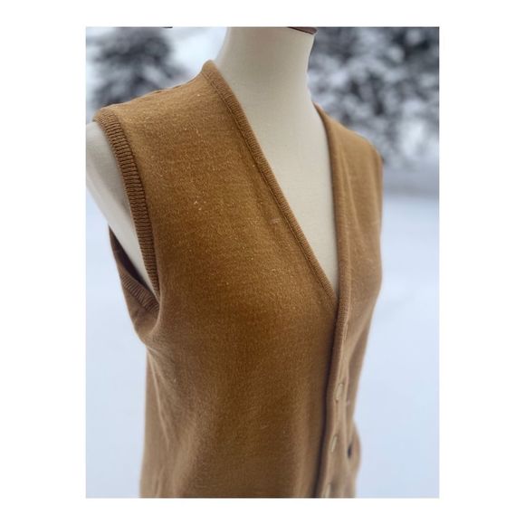 Vintage 60s Tobacco Sweater Vest Virgin Wool Celluloid Buttons Sz M - Picture 2 of 8